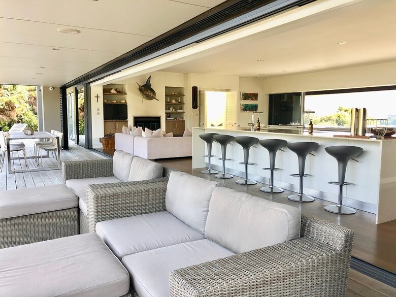 Oke Beach House - Hikurangi, New Zealand