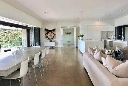 Oke Beach House - Hikurangi, New Zealand