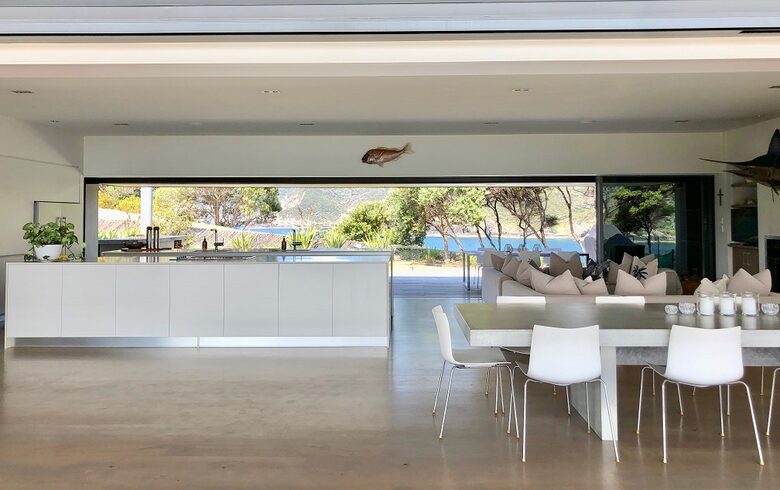 Oke Beach House - Hikurangi, New Zealand