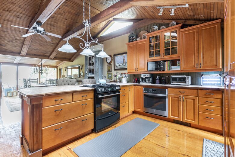 Gorgeous Lakefront Home w/ Private Beach & Dock - Monroe, New York