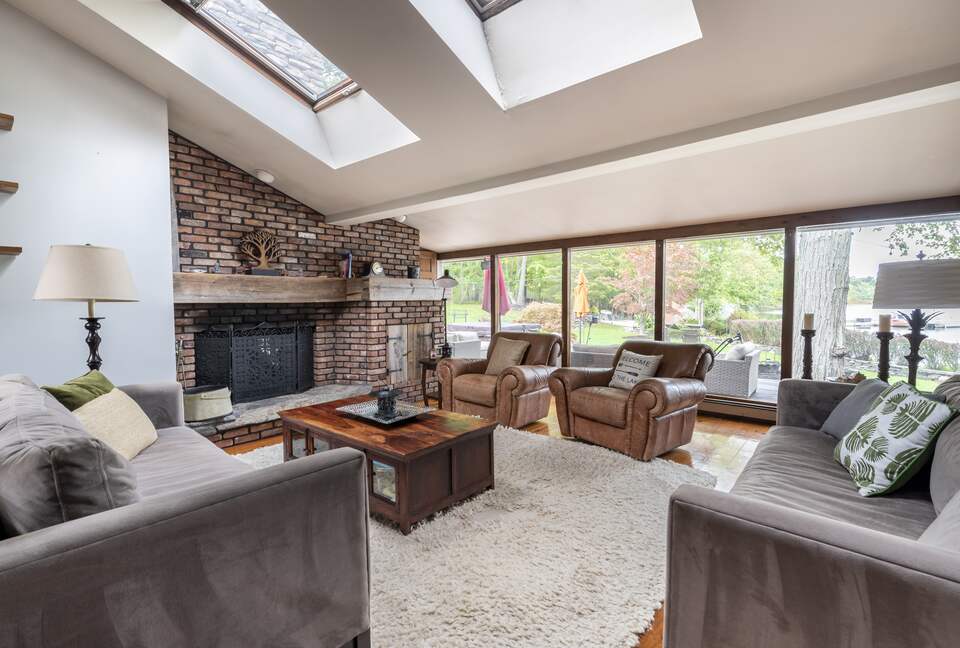 Gorgeous Lakefront Home w/ Private Beach & Dock - Monroe, New York