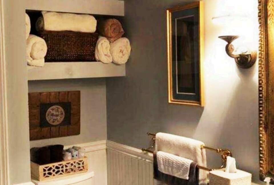 Gorgeous Lakefront Home w/ Private Beach & Dock - Monroe, New York