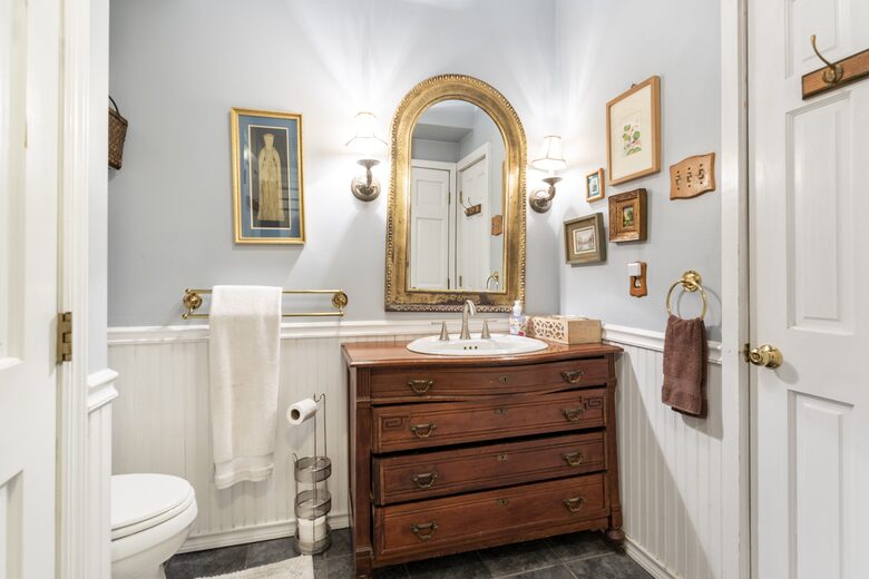 Gorgeous Lakefront Home w/ Private Beach & Dock - Monroe, New York