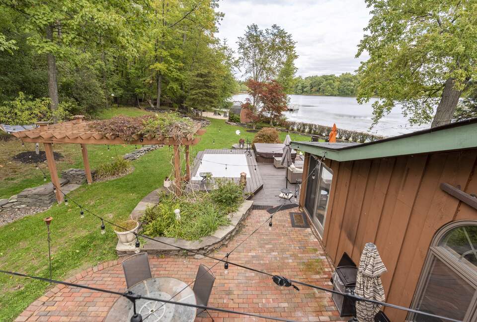Gorgeous Lakefront Home w/ Private Beach & Dock - Monroe, New York