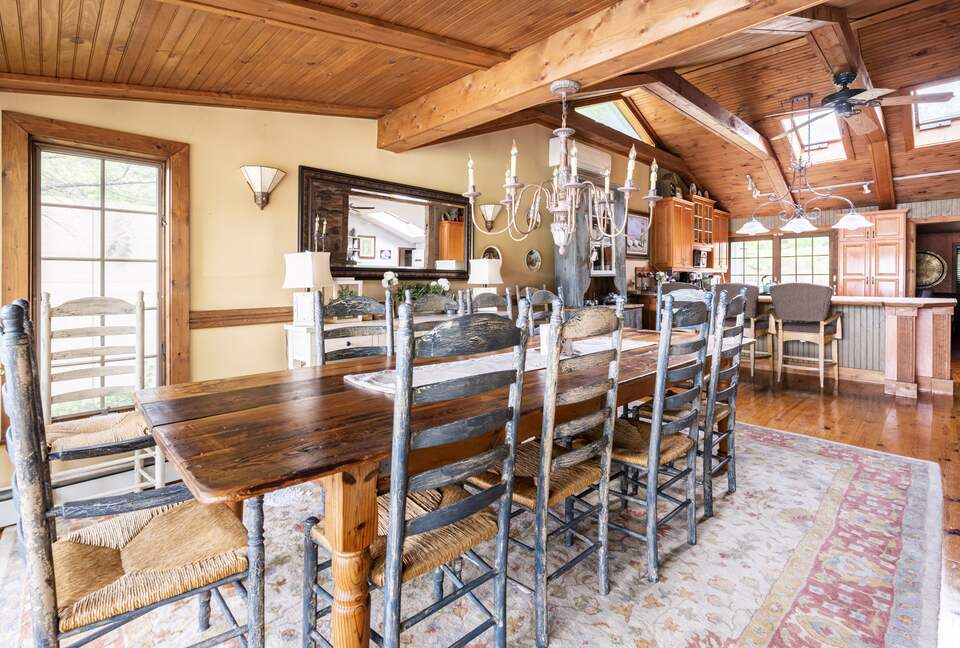 Gorgeous Lakefront Home w/ Private Beach & Dock - Monroe, New York