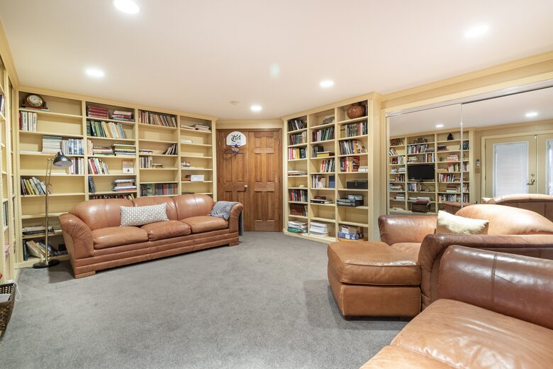 Gorgeous Lakefront Home w/ Private Beach & Dock - Monroe, New York