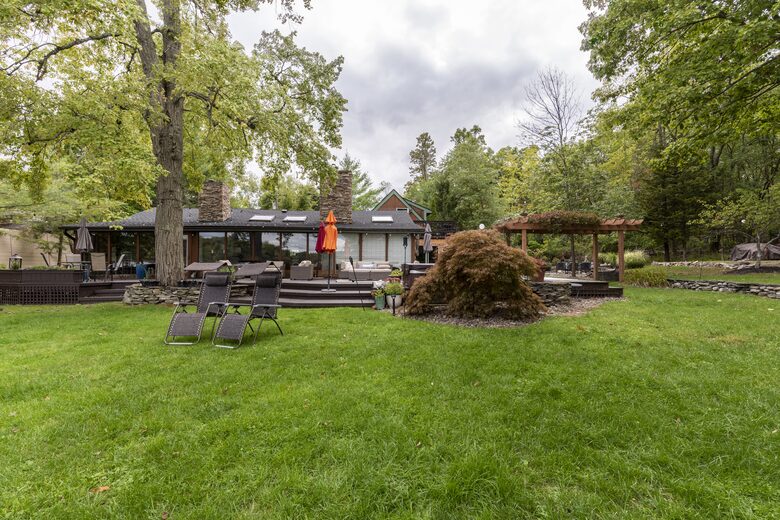 Gorgeous Lakefront Home w/ Private Beach & Dock - Monroe, New York