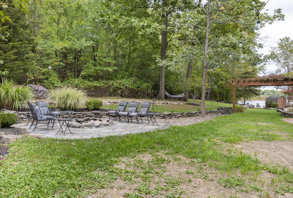 Gorgeous Lakefront Home w/ Private Beach & Dock - Monroe, New York