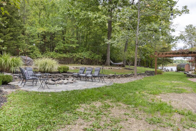 Gorgeous Lakefront Home w/ Private Beach & Dock - Monroe, New York