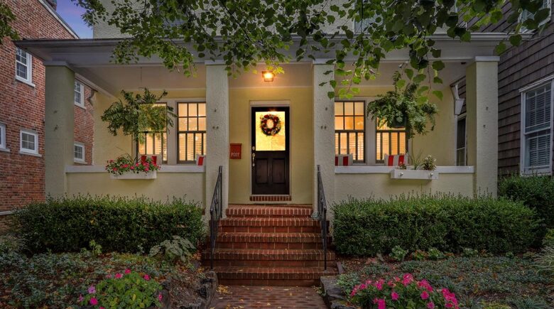 Charming Annapolis Retreat | Walk to the Naval Academy and Annapolis City Dock - Annapolis, Maryland