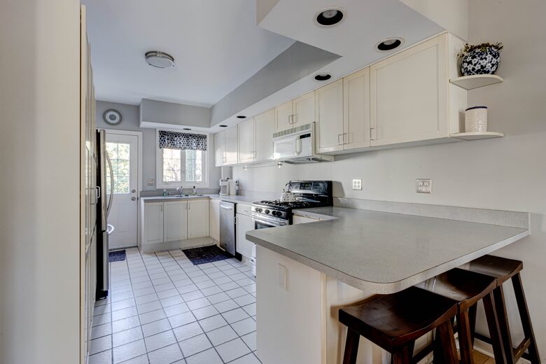 Charming Annapolis Retreat | Walk to the Naval Academy and Annapolis City Dock - Annapolis, Maryland