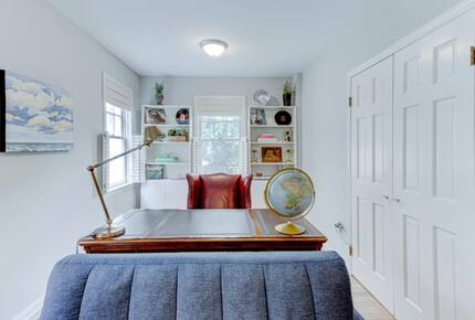 Charming Annapolis Retreat | Walk to the Naval Academy and Annapolis City Dock - Annapolis, Maryland