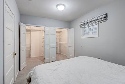 Charming Annapolis Retreat | Walk to the Naval Academy and Annapolis City Dock - Annapolis, Maryland