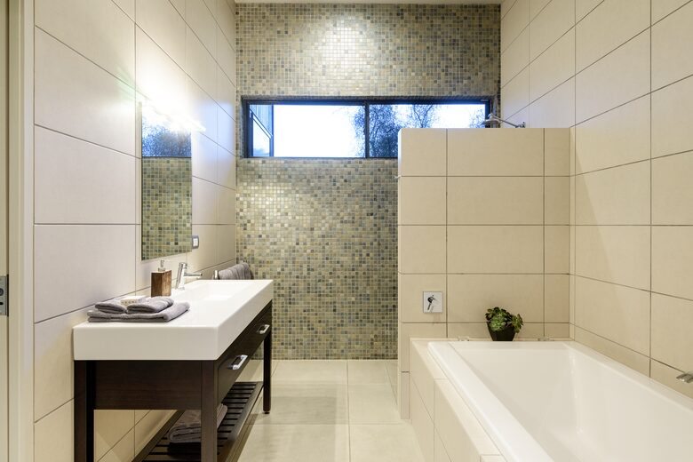 Dunalistair House at The Kinloch Club Golf Course, New Zealand - Kinloch, New Zealand