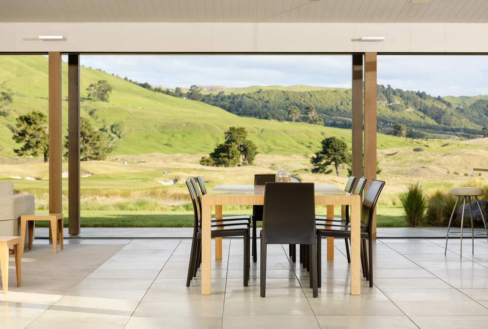 Exceptional views overlooking the Jack Nicklaus golf course