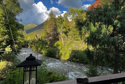Telluride’s Riverside Canyon Villa - Placerville, United States