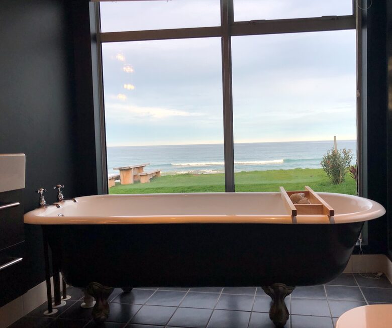 Cloud Nine | Beachfront Retreat - Karitane, New Zealand