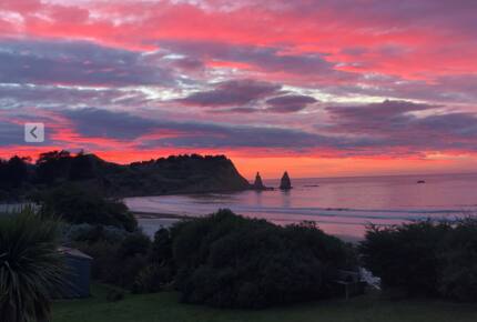 Cloud Nine | Beachfront Retreat - Karitane, New Zealand