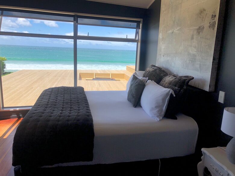 Cloud Nine | Beachfront Retreat - Karitane, New Zealand