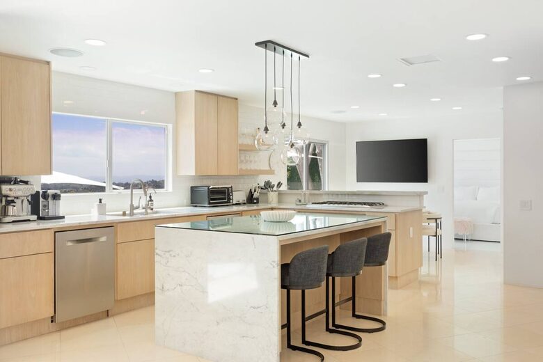 Briarcrest Estate (R) - Beverly Hills, California