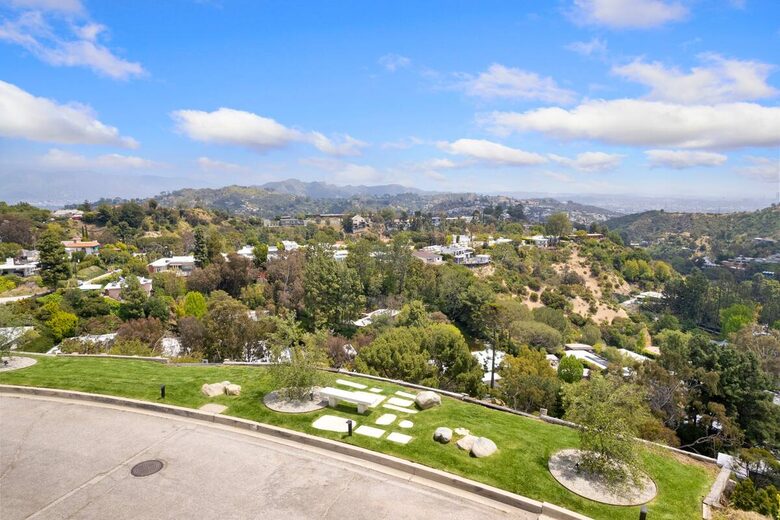 Briarcrest Estate (R) - Beverly Hills, California