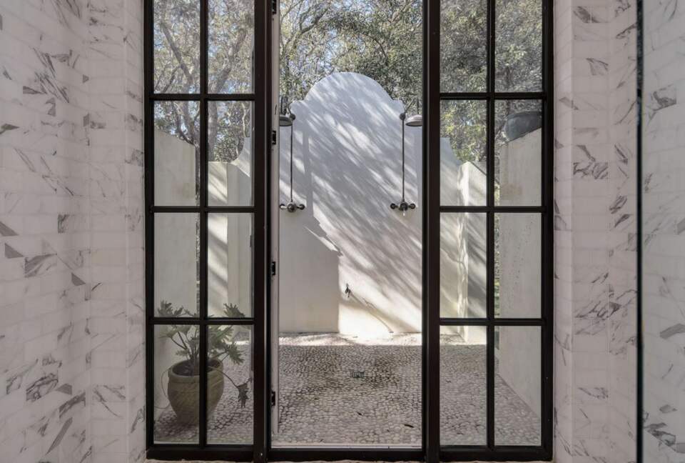 Beachside Retreat Overlooking Gulf of Mexico - Santa Rosa Beach, Florida