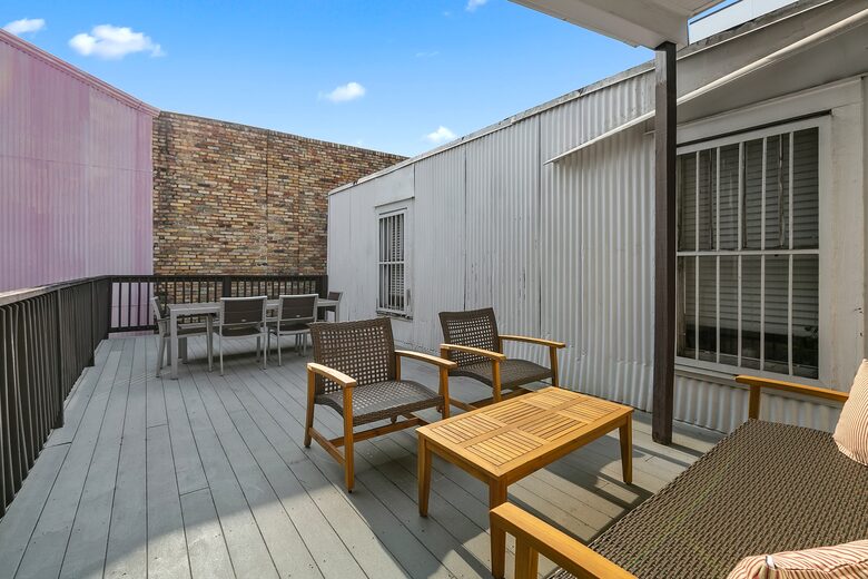 New Orleans Warehouse District Townhome - New Orleans, Louisiana