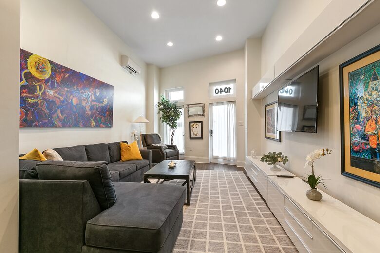 New Orleans Warehouse District Townhome - New Orleans, Louisiana