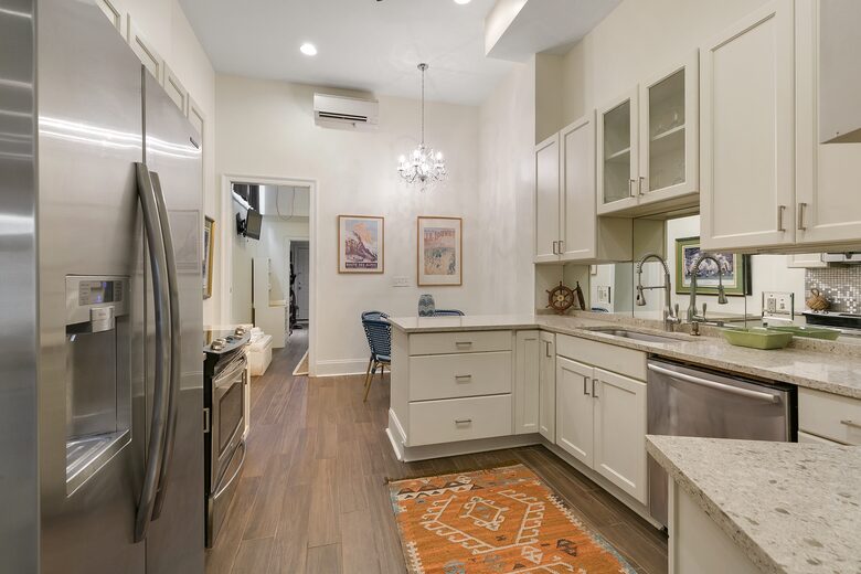 New Orleans Warehouse District Townhome - New Orleans, Louisiana