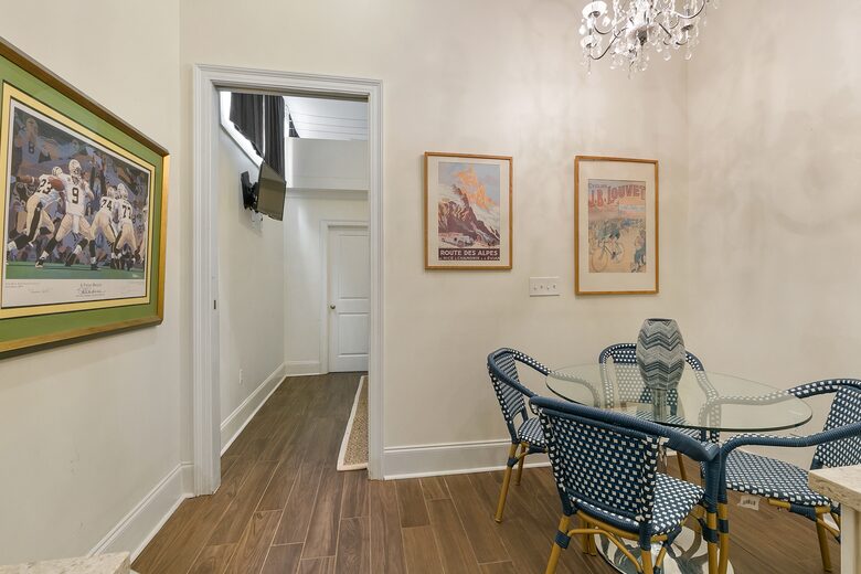 New Orleans Warehouse District Townhome - New Orleans, Louisiana