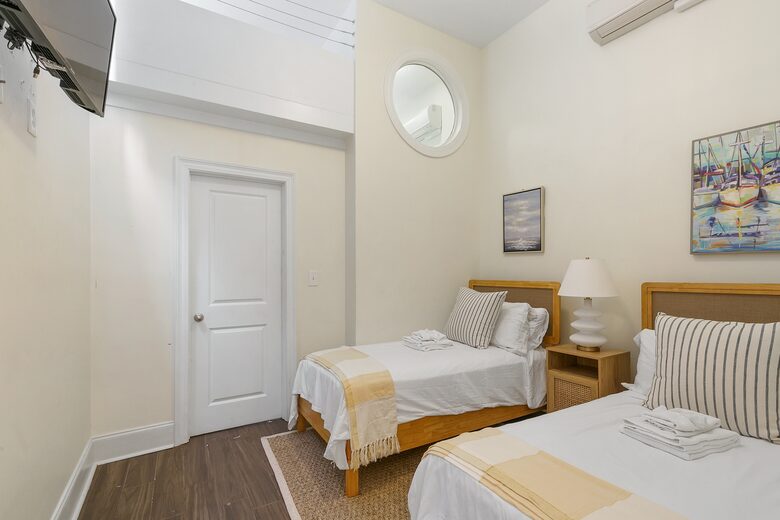 New Orleans Warehouse District Townhome - New Orleans, Louisiana