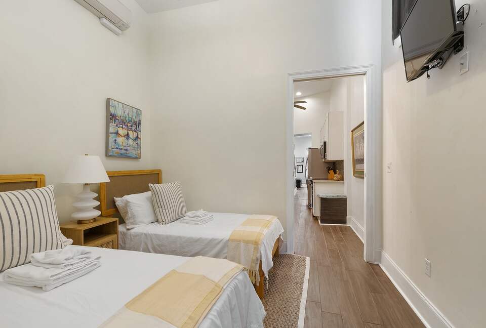 New Orleans Warehouse District Townhome - New Orleans, Louisiana