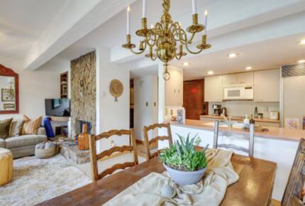 Vail International Condo with Pool and Hot Tub - Vail, Colorado