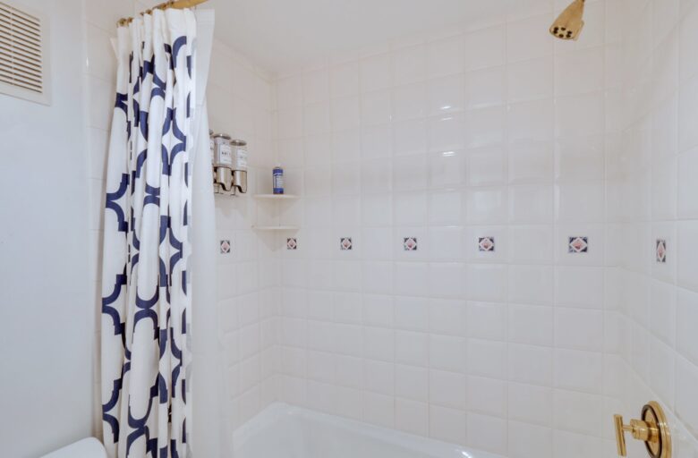 Vail International Condo with Pool and Hot Tub - Vail, Colorado