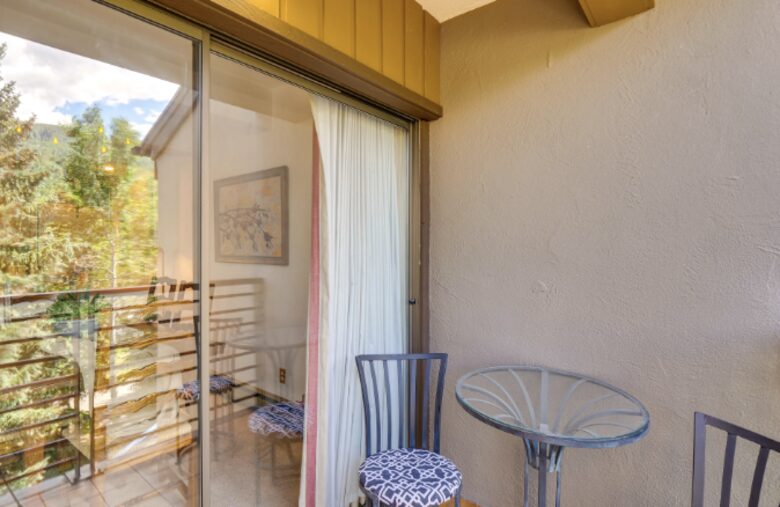 Vail International Condo with Pool and Hot Tub - Vail, Colorado