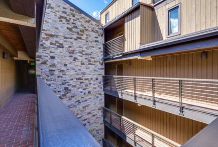 Vail International Condo with Pool and Hot Tub - Vail, Colorado