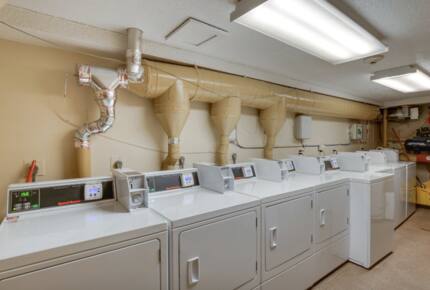 Vail International Condo with Pool and Hot Tub - Vail, Colorado