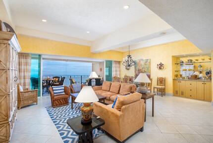 Spacious 3 Bed 3 Bath Beachfront Corner Unit - Puerto Vallarta, Mexico