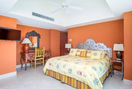 Spacious 3 Bed 3 Bath Beachfront Corner Unit - Puerto Vallarta, Mexico