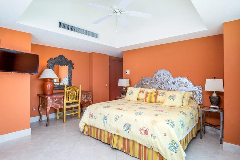 Spacious 3 Bed 3 Bath Beachfront Corner Unit - Puerto Vallarta, Mexico