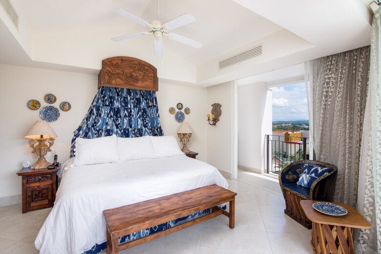 Spacious 3 Bed 3 Bath Beachfront Corner Unit - Puerto Vallarta, Mexico