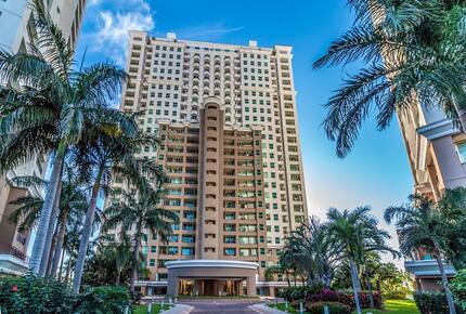 Spacious 3 Bed 3 Bath Beachfront Corner Unit - Puerto Vallarta, Mexico