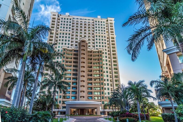 Spacious 3 Bed 3 Bath Beachfront Corner Unit - Puerto Vallarta, Mexico