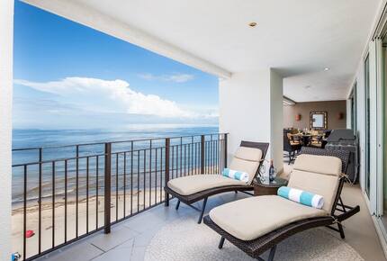 Spacious 3 Bed 3 Bath Beachfront Corner Unit - Puerto Vallarta, Mexico