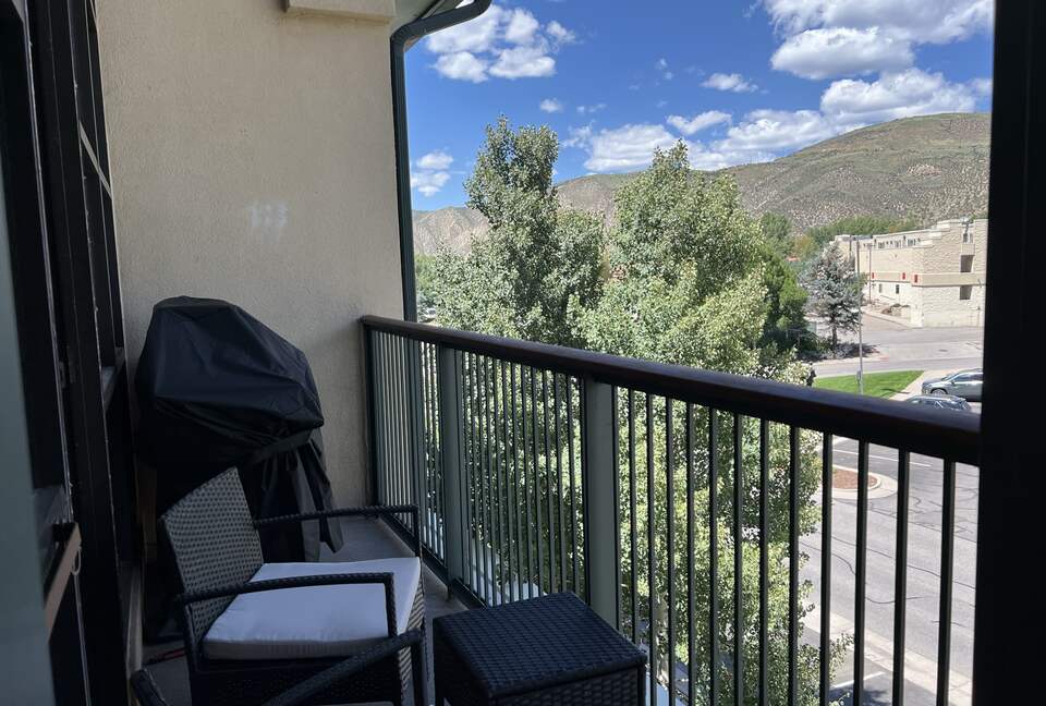 Vail Valley Beauty - Avon, Colorado