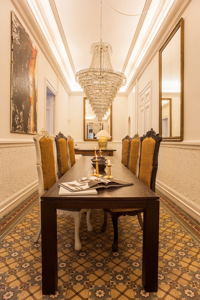 Scandinavian Designer Ground Floor Apartment - Nice, France