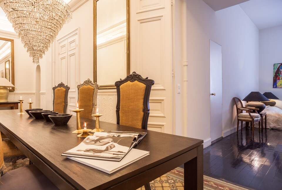 Scandinavian Designer Ground Floor Apartment - Nice, France