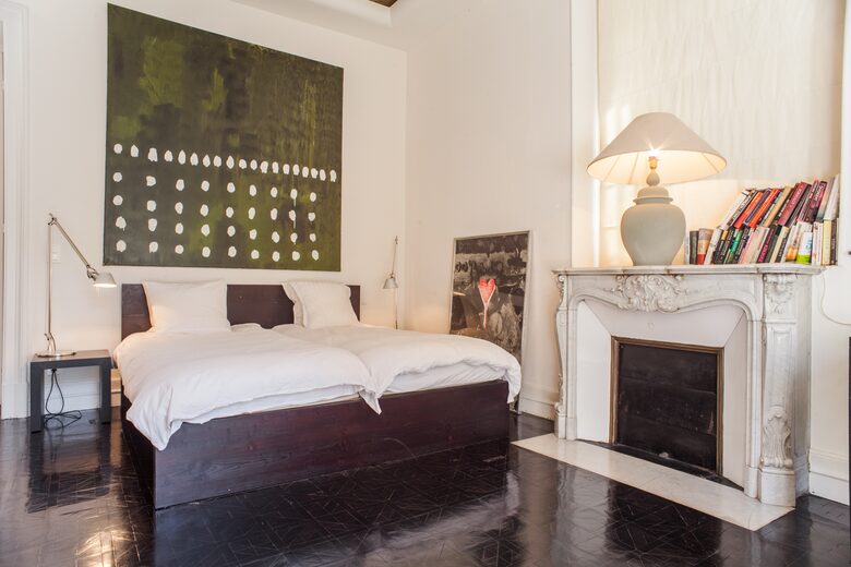 Scandinavian Designer Ground Floor Apartment - Nice, France