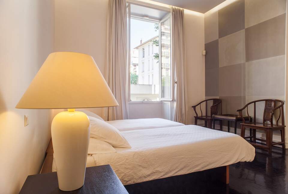 Scandinavian Designer Ground Floor Apartment - Nice, France