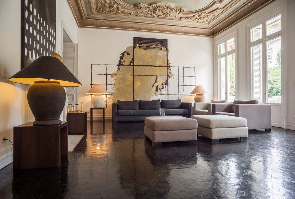 Scandinavian Designer Ground Floor Apartment - Nice, France